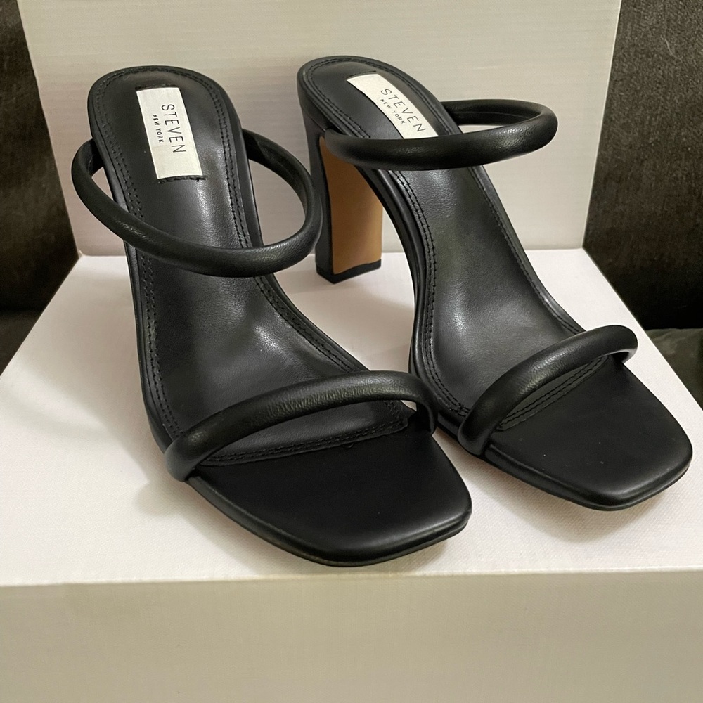 STEVEN New York leather high heels